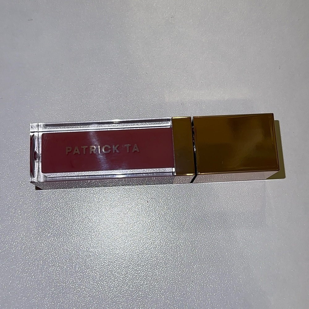 Patrick Ta MAJOR VOLUME PLUMPING LIP GLOSS